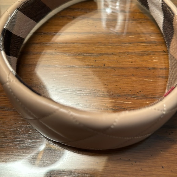 Burberry head band with quilted solid leather and classic check inside beige - Picture 1 of 4